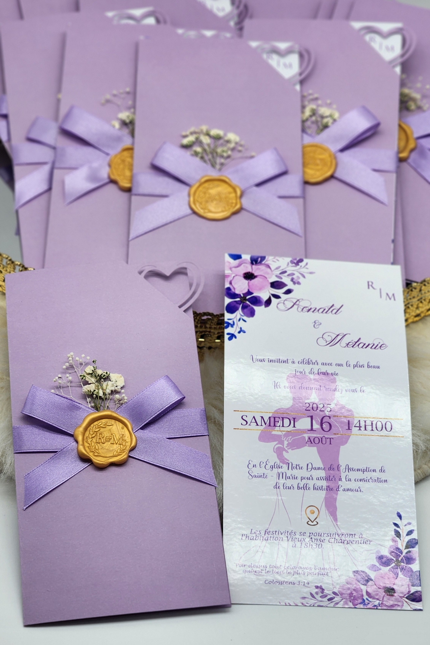 Faire-part de mariage pochette colorée avec carte personnalisée "Modèle Violetta"