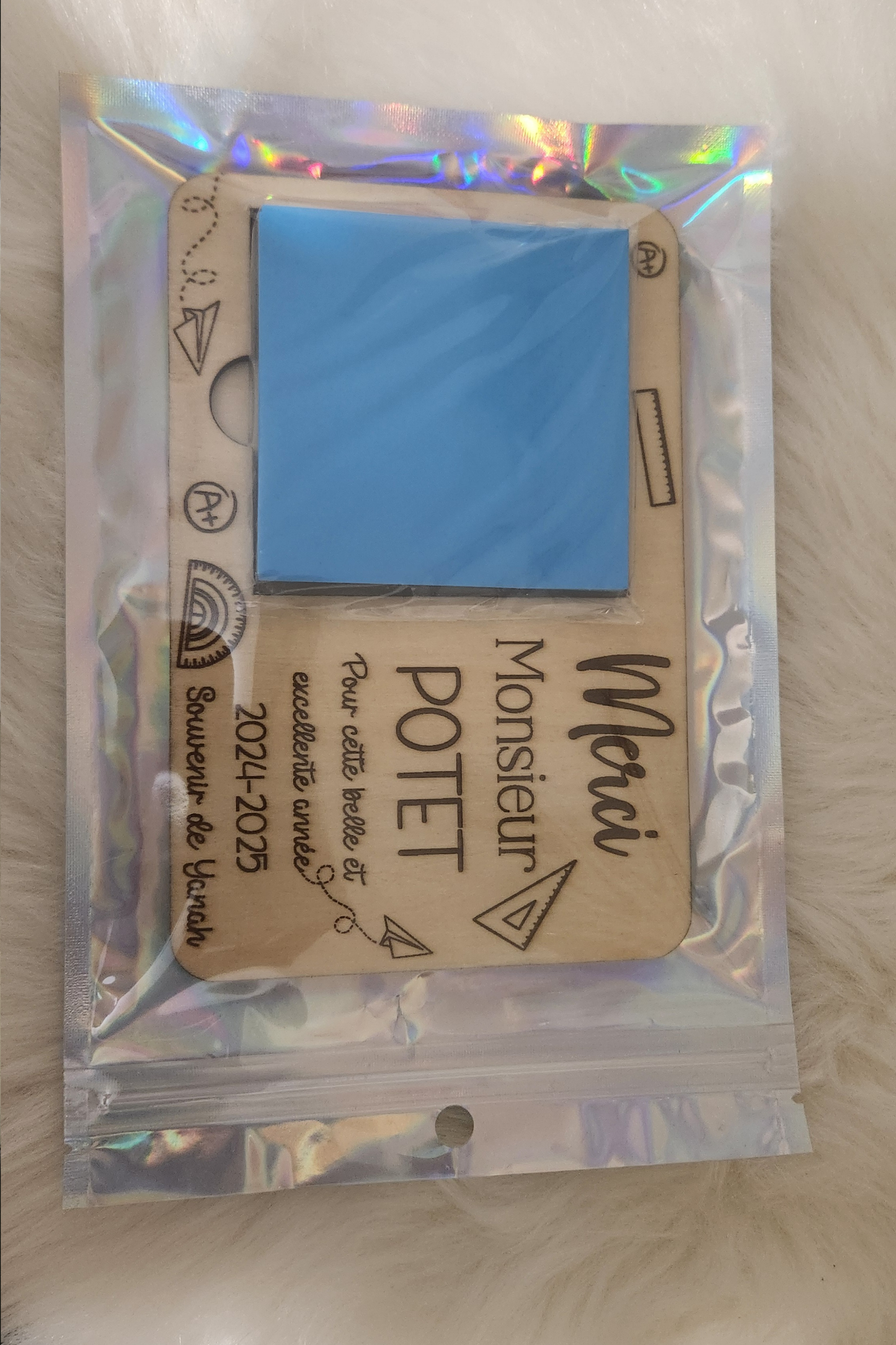 Porte post it en bois personnalisé