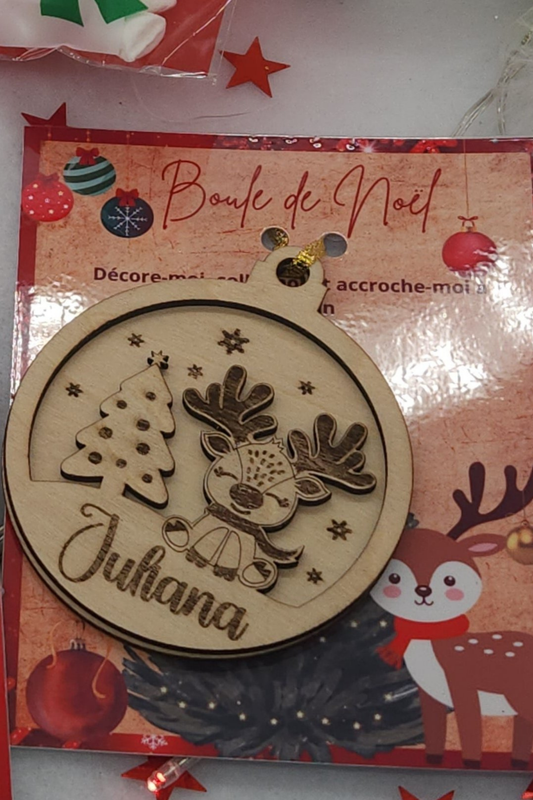 Boule de Noël en bois personnalisée