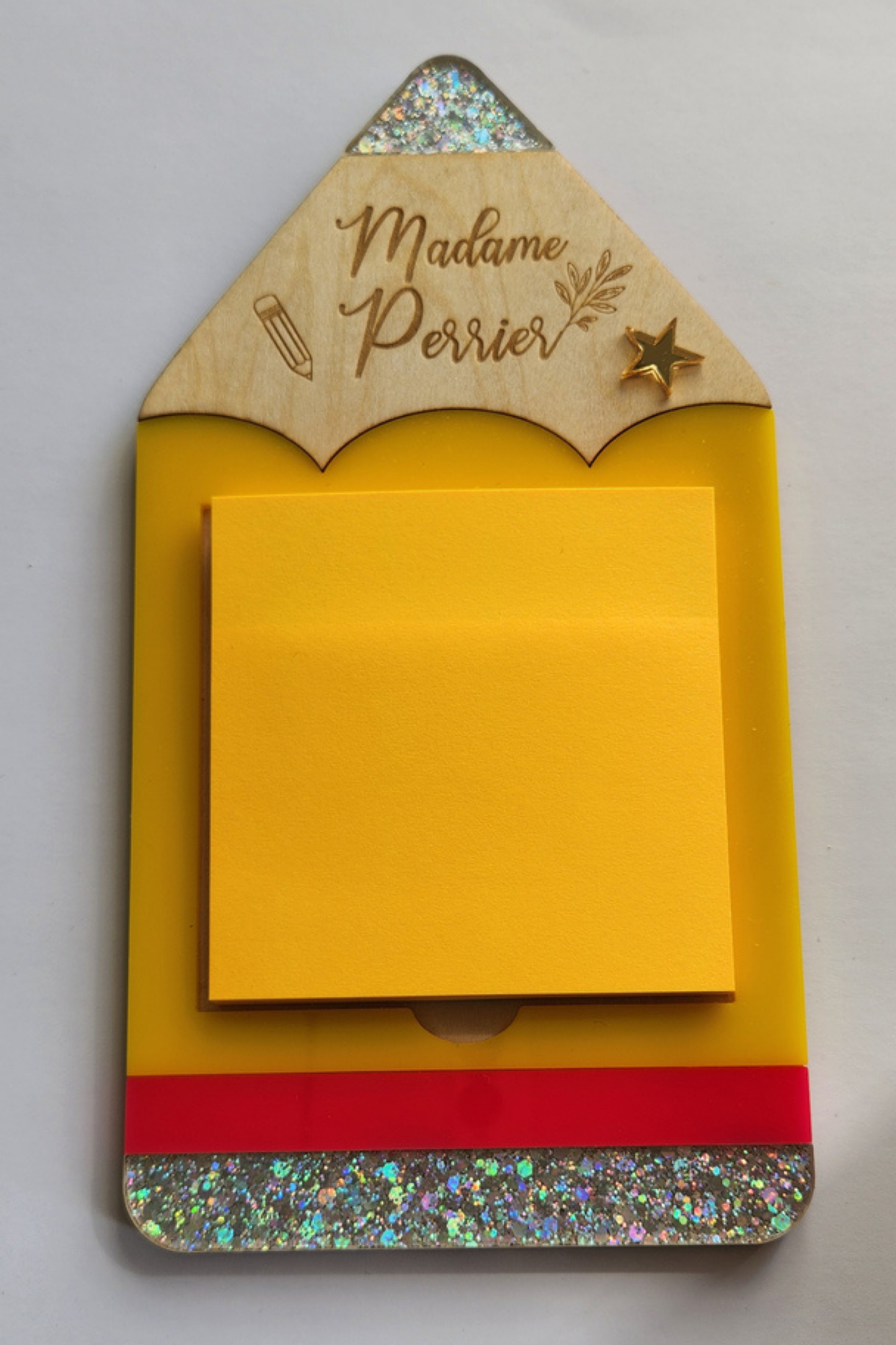 Porte Post-it personnalisé en forme de crayon jaune